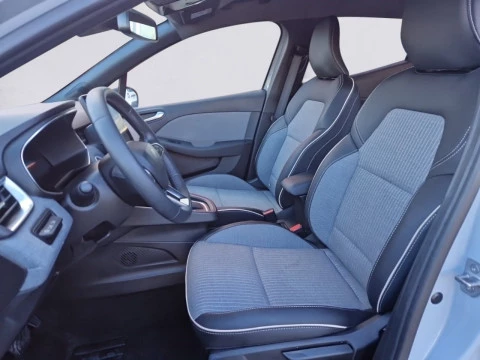 Renault Clio Techno E-Tech full hybrid 145 (103kw)