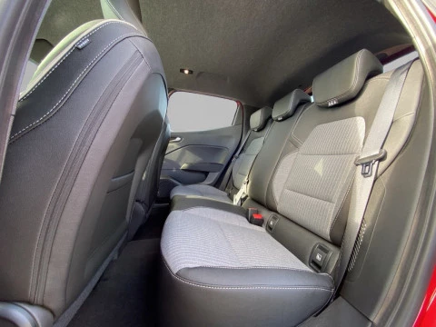 Renault Clio Techno full hybrid E-Tech 145 (103Kw)