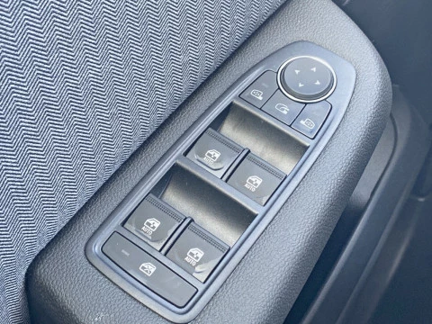 Renault Clio Techno full hybrid E-Tech 145 (103Kw)