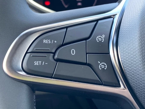 Renault Clio Techno full hybrid E-Tech 145 (103Kw)