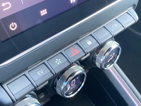 Renault Clio Techno full hybrid E-Tech 145 (103Kw)