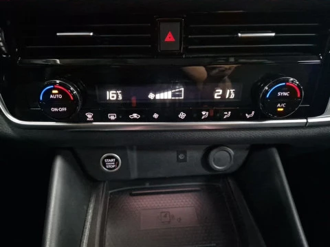 Nissan Qashqai DIG-T 103kW N-Connecta