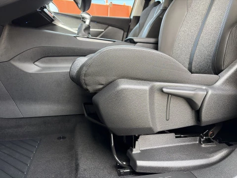 Peugeot 3008 PureTech 130 SANDS Allure 96 kW (130 CV)