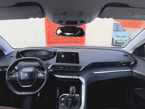 Peugeot 3008 PureTech 130 SANDS Allure 96 kW (130 CV)