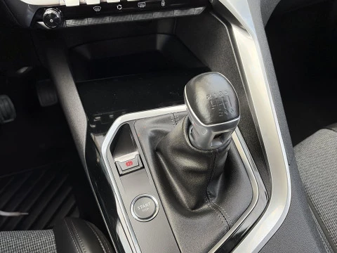 Peugeot 3008 PureTech 130 SANDS Allure 96 kW (130 CV)