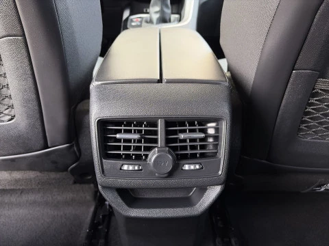 Peugeot 3008 PureTech 130 SANDS Allure 96 kW (130 CV)