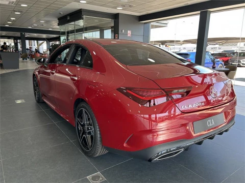 Mercedes-Benz CLA 200 D DCT