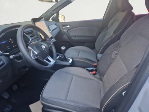 Renault Captur techno Eco-G 100cv (74 kW)