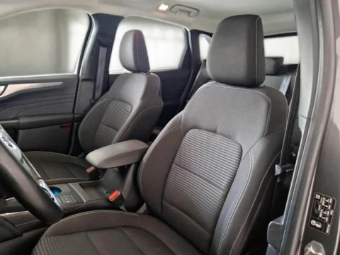 Ford Kuga Titanium 2.5 Duratec PHEV 165kW Auto