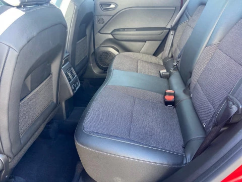 Renault Captur RENAULT  TCe Techno 67kW