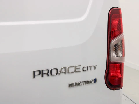 Toyota Proace 50 KWH EV VAN L1 G