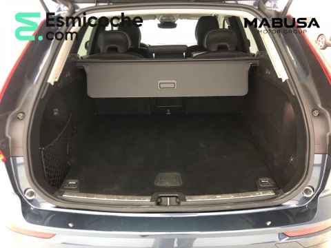 Volvo XC60 B4 Momentum (D) Auto