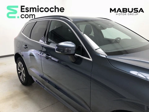 Volvo XC60 B4 Momentum (D) Auto