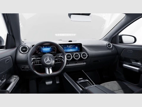 Mercedes-Benz GLA  250 e con tecnologia hibrida EQ