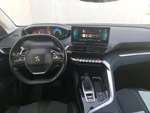 Peugeot 3008 Hybrid 225 e-EAT8 Allure