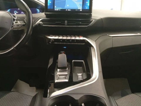 Peugeot 3008 Hybrid 225 e-EAT8 Allure