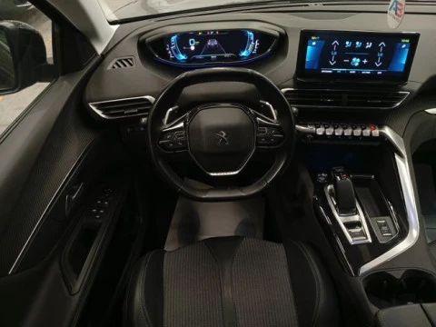 Peugeot 3008 Hybrid 225 e-EAT8 Allure