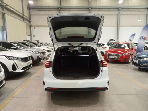 Kia Ceed Tourer Tourer 1.0 MHEV 88kW (120CV) Tech DCT