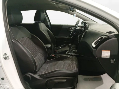Kia Ceed Tourer Tourer 1.0 MHEV 88kW (120CV) Tech DCT