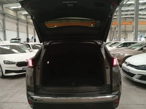 Peugeot 3008 Hybrid 225 e-EAT8 Allure Pack