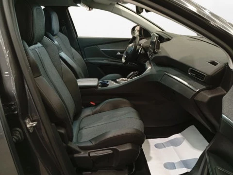 Peugeot 3008 Hybrid 225 e-EAT8 Allure Pack