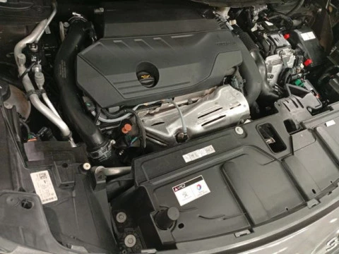 Peugeot 3008 Hybrid 225 e-EAT8 Allure Pack