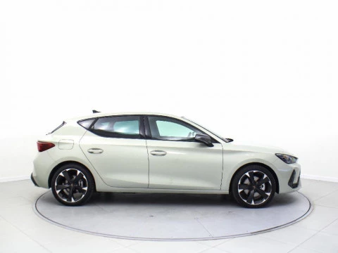 Cupra León 1.5 PHEV 150KW DSG 204 5P