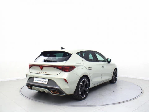 Cupra León 1.5 PHEV 150KW DSG 204 5P