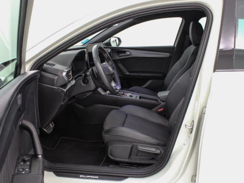 Cupra León 1.5 PHEV 150KW DSG 204 5P