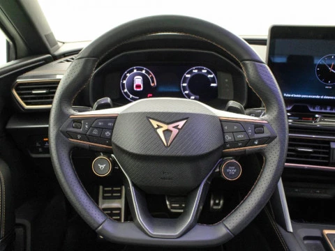 Cupra León 1.5 PHEV 150KW DSG 204 5P