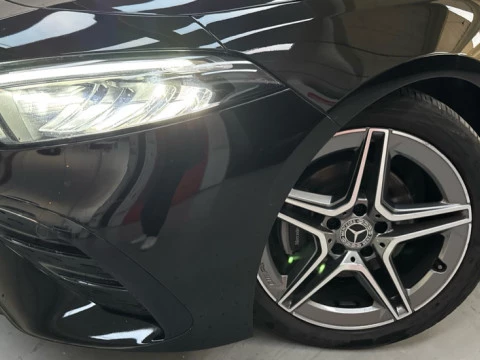 Mercedes-Benz Clase A  180 d Compacto