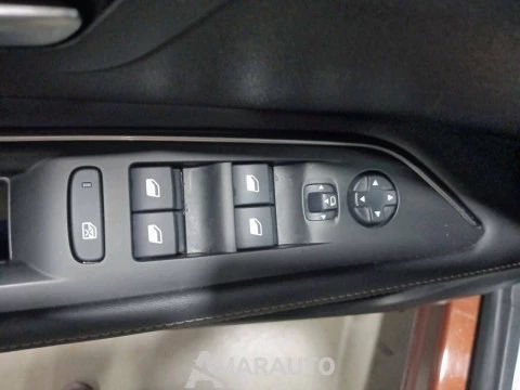 Peugeot 3008  1.2 PURETECH 96KW (130CV)  EAT8 GT Line