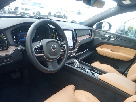 Volvo XC60 2.0 T6 AWD Recharge Ultimate Dark Auto