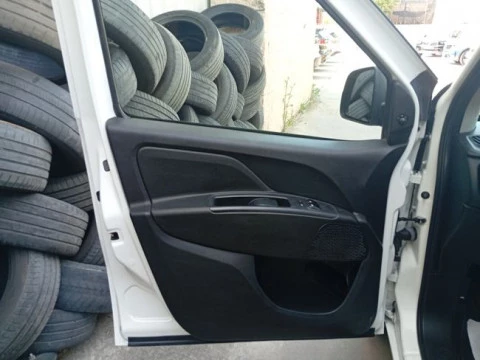Fiat Doblò Cargo SX 1.3 Mjet 70 kW (95 CV)