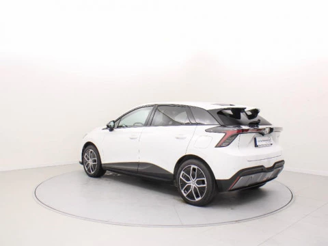 MG4 64KWH LUXURY MY24