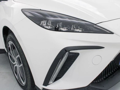 MG4 64KWH LUXURY MY24