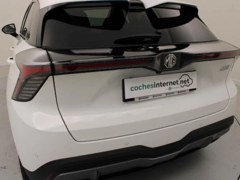 MG4 64KWH LUXURY MY24