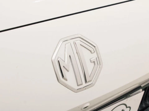 MG4 64KWH LUXURY MY24