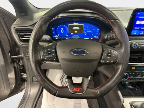Ford Focus  1.0 Ecoboost MHEV ST Line X 155
