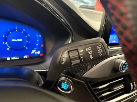 Ford Focus  1.0 Ecoboost MHEV ST Line X 155