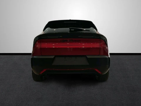 Alfa Romeo Junior Elettrica 115kW (156CV)