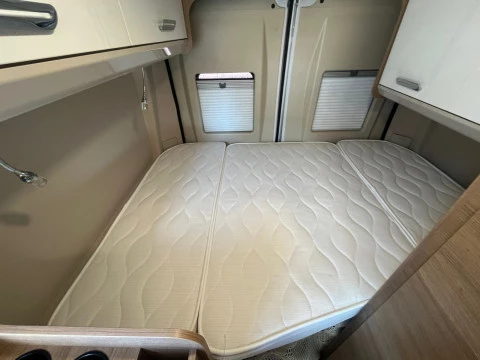 MCLOUIS MENFYS VAN MENFYS S-LINE 1