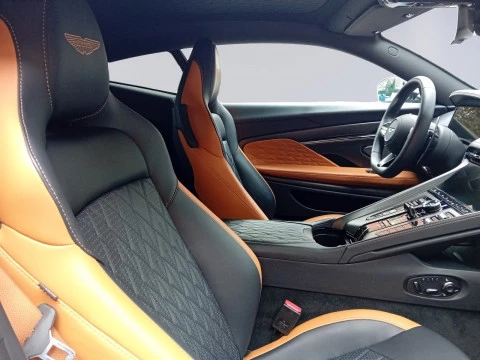 Aston Martin DB12 4.0 V8 Auto