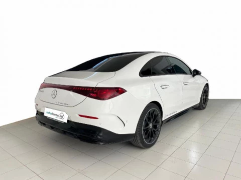 Mercedes-Benz CLA 1.5 CLA 180 MHEV DCT 136 4P