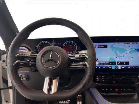 Mercedes-Benz CLA 1.5 CLA 180 MHEV DCT 136 4P