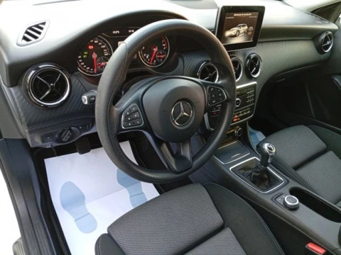 Mercedes-Benz Clase GLA GLA 180