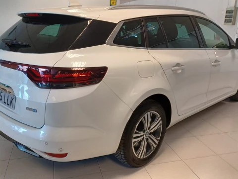 Renault Megane S.T. Business E-TECH Híbrido ench. 117kW