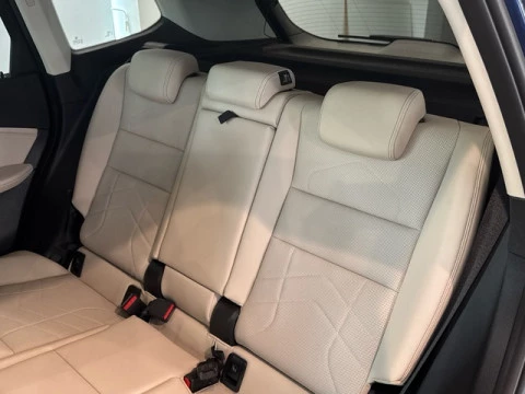 BMW iX1 xDrive30 230 kW (313 CV)