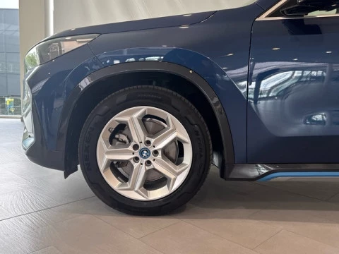 BMW iX1 xDrive30 230 kW (313 CV)