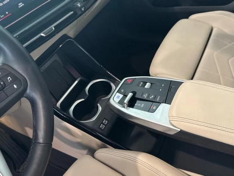 BMW iX1 xDrive30 230 kW (313 CV)